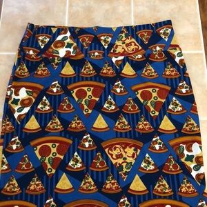LuLaRoe 2XL Pizza Cassie - Hard to Find